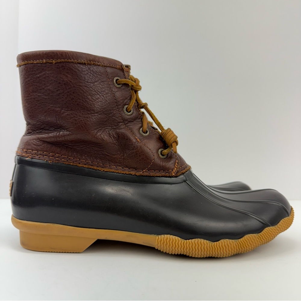 Sperry size 9.5 Women’s Brown Leather Rubber Saltwater Duck Boot